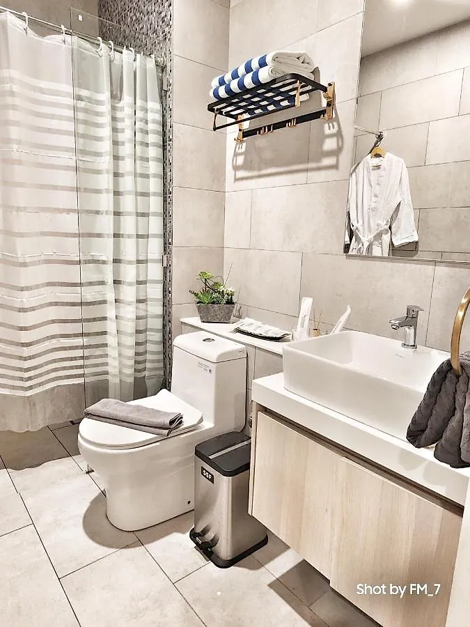 Seaview Luxury Suites At The Shore Kota Kinabalu